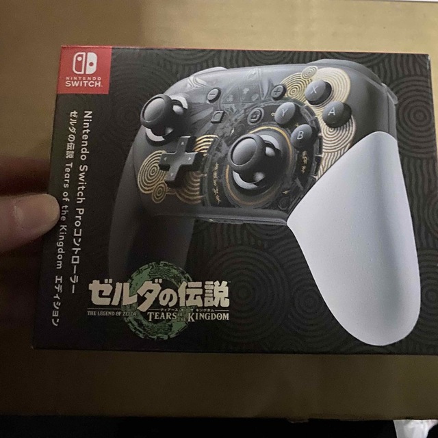 被り心地最高 Switch- 新品未開封ゼルダの伝説ティアキン仕様プロコン