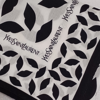 イヴサンローラン(Yves Saint Laurent)の値下げ📌イヴサンローラン☆大判ハンカチ💋(ハンカチ)