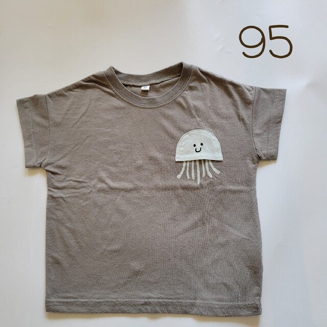 西松屋(ニシマツヤ)のくらげ シャツ 95 キッズ/ベビー/マタニティのキッズ服男の子用(90cm~)(Tシャツ/カットソー)の商品写真