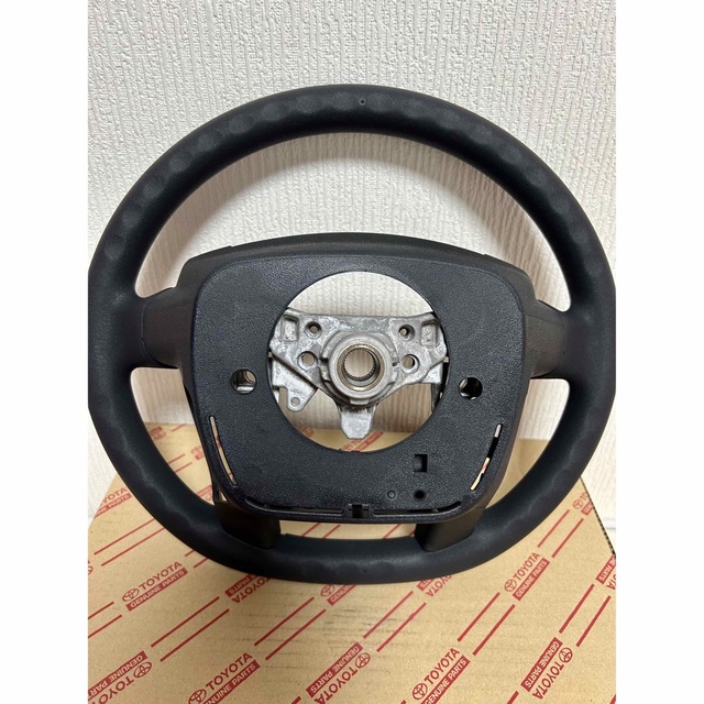 【新品未使用】トヨタ プリウス 30系 純正ステアリング 1