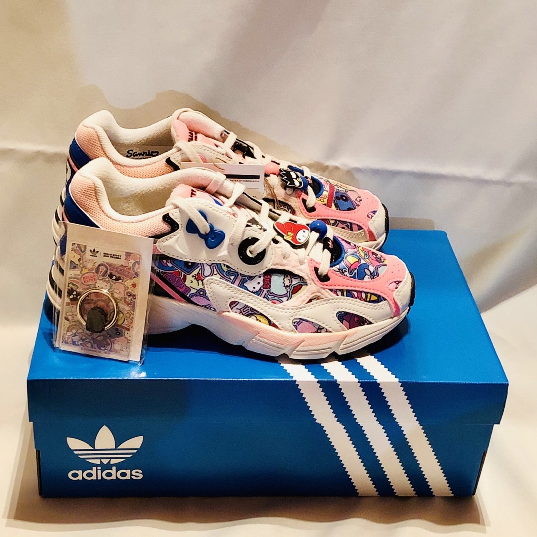 タグ付き未使用品 アディダス アスター サンリオモデル adidas ASTIR