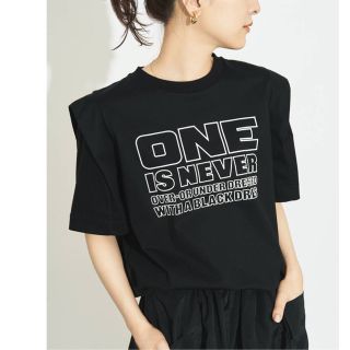 スピックアンドスパン(Spick & Span)の【新品】HARDY NOIR カタパッドフウロゴプリントTEE ロゴT(Tシャツ(半袖/袖なし))