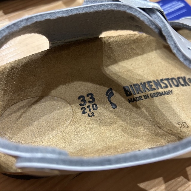 BIRKENSTOCK(ビルケンシュトック)のmeitさま専用。新品未使用　BIRKEN サンダル キッズ/ベビー/マタニティのキッズ靴/シューズ(15cm~)(サンダル)の商品写真