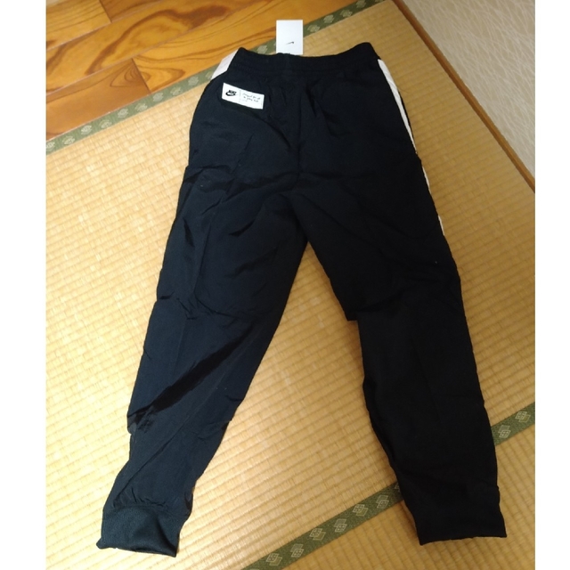 NIKE(ナイキ)のナイキ　160 新品　パンツ　バスケ キッズ/ベビー/マタニティのキッズ服男の子用(90cm~)(パンツ/スパッツ)の商品写真