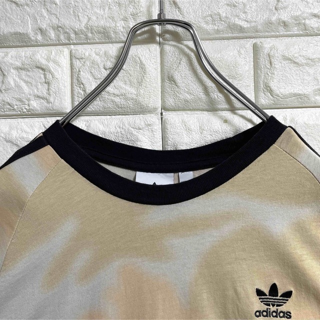 adidas(アディダス)のアディダス　リンガーTシャツ　タイダイ柄　3本ライン　メンズXLサイズ メンズのトップス(Tシャツ/カットソー(半袖/袖なし))の商品写真