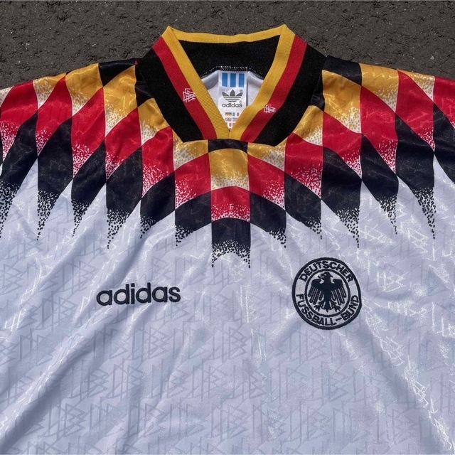 adidas(アディダス)の94年　W杯　ドイツ代表　ユニフォーム　ビンテージ　90s サッカー　ルンメニゲ スポーツ/アウトドアのサッカー/フットサル(ウェア)の商品写真