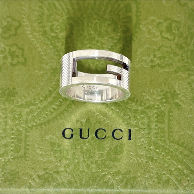 Gucci(グッチ)のグッチ GUCCI インターロッキング GGブランデット リング　指輪　男女兼用 メンズのアクセサリー(リング(指輪))の商品写真