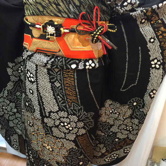 金糸刺繍黒絞り お振袖セット 金糸刺繍黒絞り お振袖セット
