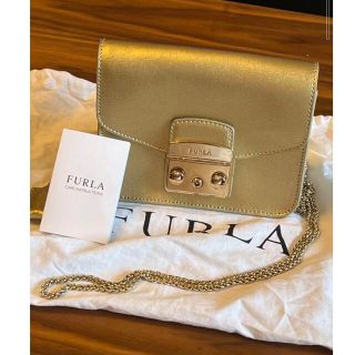 フルラ(Furla)のFURLA メトロポリスゴールドチェーンショルダー(ショルダーバッグ)