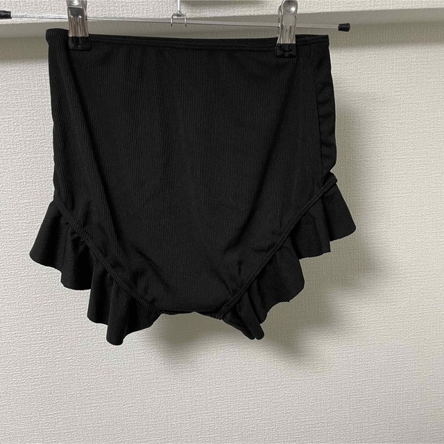 匿名配送☆L 黒フリル 水着 ビキニ セパレート ハイウエスト 匿名配送☆L 黒フリル 水着 ビキニ セパレート ハイウエスト