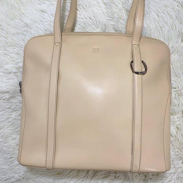 極美品✨LOEWE ロエベ ショルダーバッグ トートバッグ A4可 アナグラム