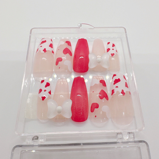 アニマル柄フレンチネイルチップ ピンク 3Dネイル リボン ロングネイル y2k コスメ/美容のネイル(つけ爪/ネイルチップ)の商品写真