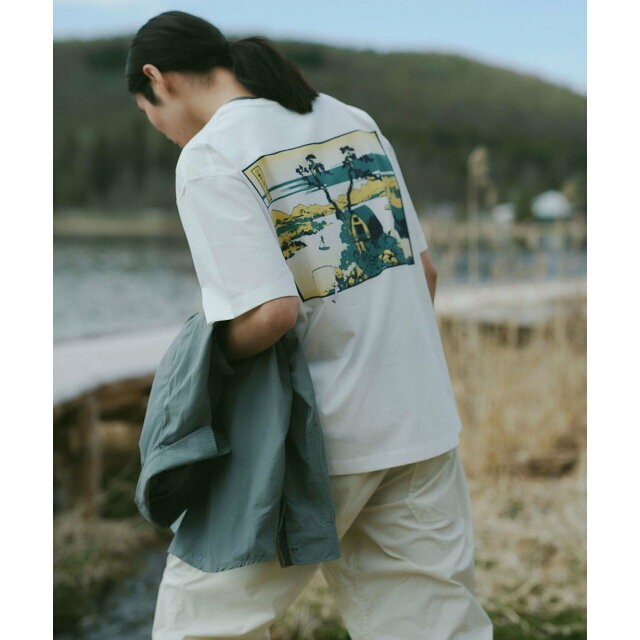 URBAN RESEARCH DOORS(アーバンリサーチドアーズ)の【WHITE】【L】『接触冷感』UKIYO-E LAKE T-SHIRTS メンズのトップス(Tシャツ/カットソー(半袖/袖なし))の商品写真