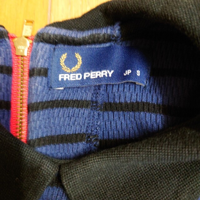 フレッドペリー FRED PERRY ワンピース レディースS ボーダー レディースのワンピース(ひざ丈ワンピース)の商品写真