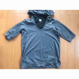 ザノースフェイス(THE NORTH FACE)の値下げ THE NORTH FACE ノースフェイス 半袖パーカー S(パーカー)