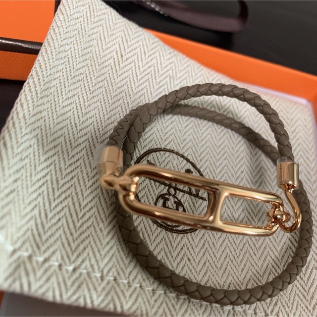 Hermes - 【新品未使用】HERMESエルメス ルリ ブレスレット エトゥープ