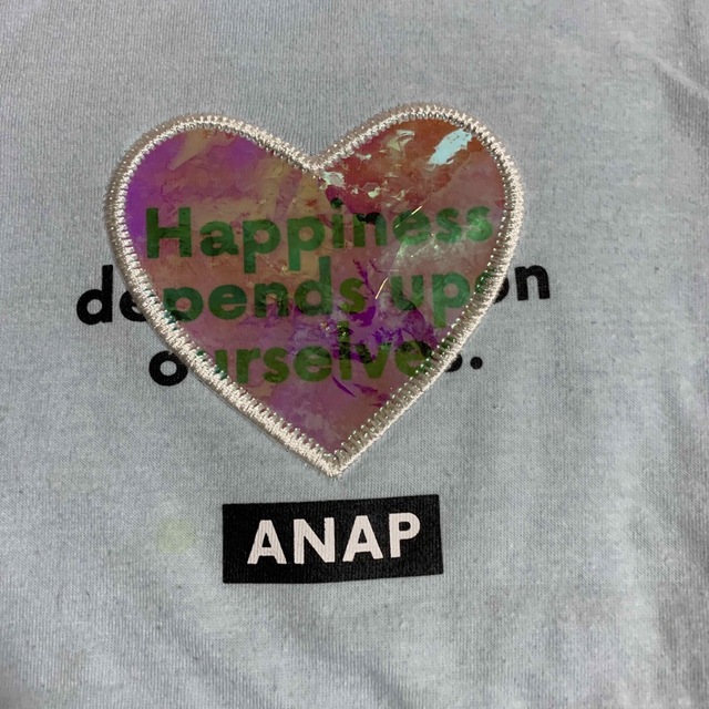 ANAP Kids(アナップキッズ)のアナップキッズ　肩出し　ハートモチーフ　Tシャツ キッズ/ベビー/マタニティのキッズ服女の子用(90cm~)(Tシャツ/カットソー)の商品写真
