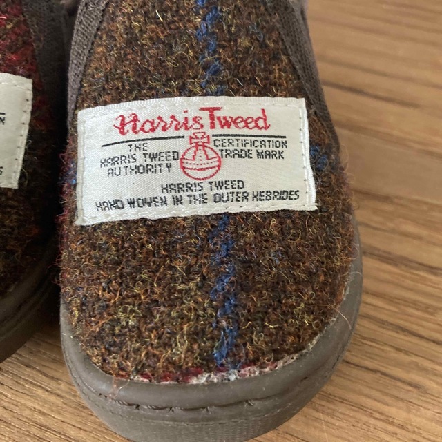 Harris Tweed(ハリスツイード)のハリスツイード　スリッポン　赤　ブラウン　チェック　14.0 キッズ/ベビー/マタニティのベビー靴/シューズ(~14cm)(スリッポン)の商品写真