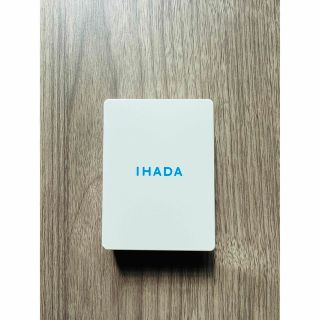 イハダ(IHADA)のイハダ　薬用フェイスプロテクトパウダー(フェイスパウダー)