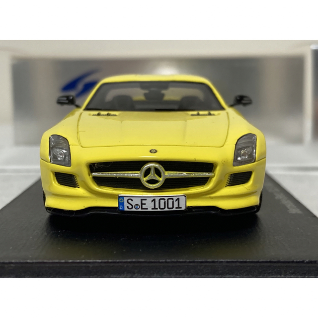 メルセデスベンツ SLS AMG E-CELL 2010 スパーク製　1/43