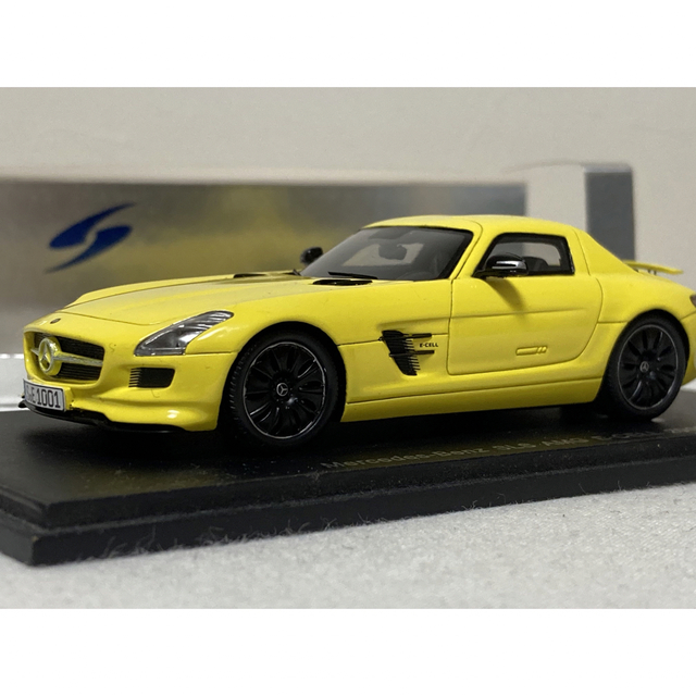 メルセデスベンツ SLS AMG E-CELL 2010 スパーク製　1/43