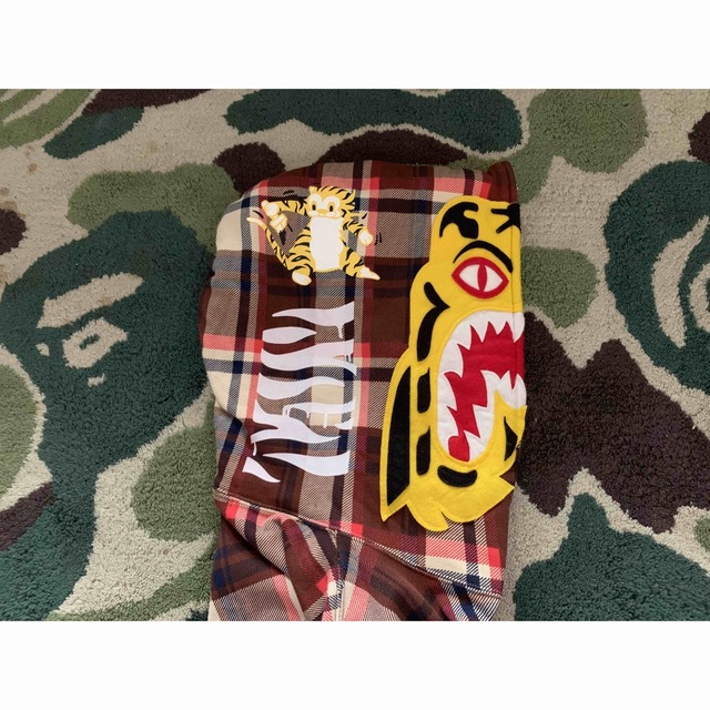 a bathing ape 阪神タイガース コラボ パーカー エイプ 限定