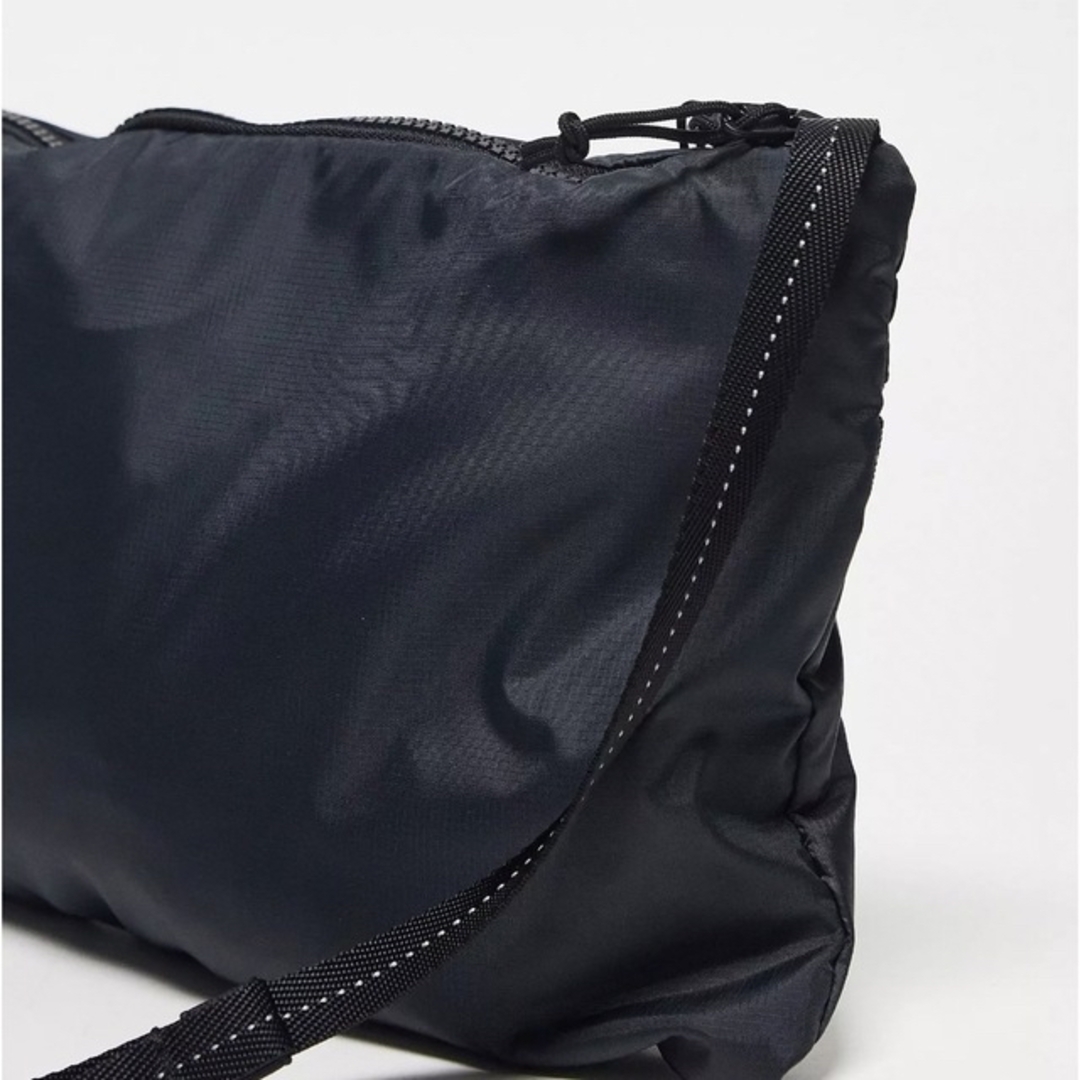 THE NORTH FACE(ザノースフェイス)のザ・ノース・フェイス フライウェイト ショルダーバッグ  サコッシュ ブラック メンズのバッグ(ショルダーバッグ)の商品写真