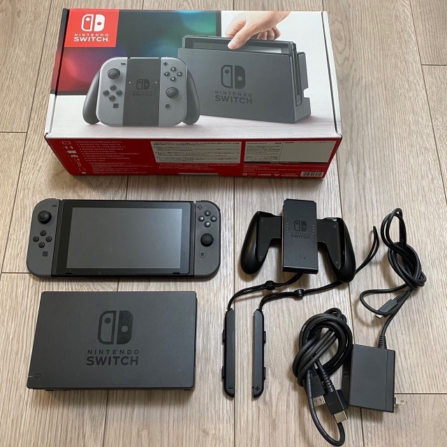 任天堂 - Nintendo Switch 本体　グレー　中古