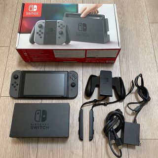 ニンテンドウ(任天堂)のNintendo Switch 本体　グレー　中古(家庭用ゲーム機本体)