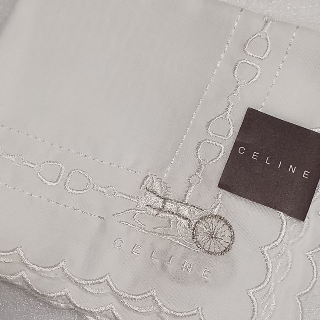 celine(セリーヌ)の値下げ📌セリーヌ☆刺繍ハンカチ レディースのファッション小物(ハンカチ)の商品写真