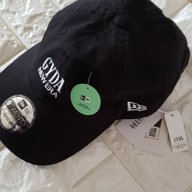 GYDA(ジェイダ)の【最安値】GYDA ✕ NEW ERA　ロゴ キャップ レディースの帽子(キャップ)の商品写真