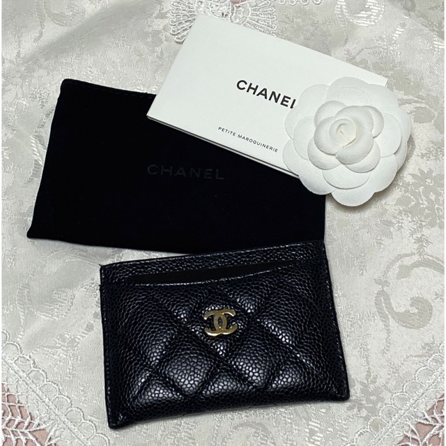 CHANEL シャネル　キャビアスキンカードケース　美品　ブラック