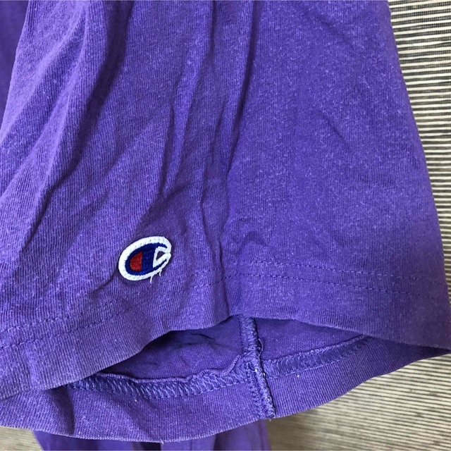 Champion(チャンピオン)の【チャンピオン】半袖Tシャツ デカロゴ　ビッグロゴ　目玉　ビッグプリント　紫19 メンズのトップス(Tシャツ/カットソー(半袖/袖なし))の商品写真