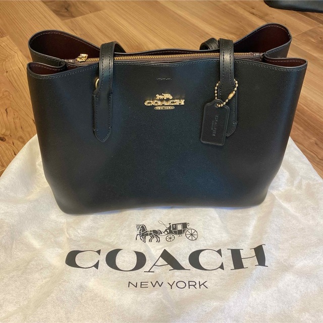 【人気商品】コーチ　COACH トートバッグ　ハンドバッグ　通勤　ビジネスバッグ