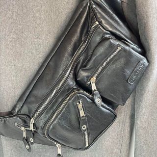 トリックスター(TRICKSTER)のTRICKSTER トリックスター ボディバッグ BLACK USED 美品(ボディーバッグ)