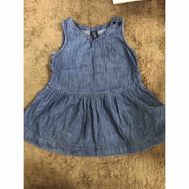 babyGAP(ベビーギャップ)のbaby gap  ワンピース　デニム キッズ/ベビー/マタニティのキッズ服女の子用(90cm~)(ワンピース)の商品写真