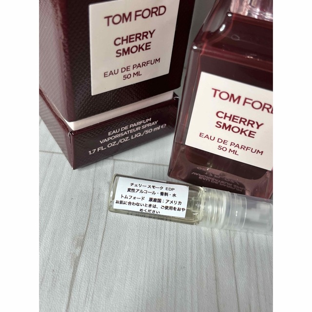 TOM FORD   トムフォード チェリースモーク オードパルファム 1.5mlの