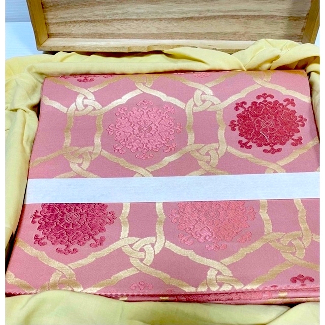 西陣織　正絹　袋帯　ピンク　桐箱