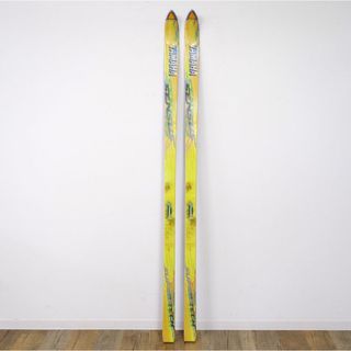 未使用 ヤマハ YAMAHA SENSUS SUPERTECH 185cm センター 62mm 未使用 ヤマハ YAMAHA SENSUS SUPERTECH 185cm センター 62mm
