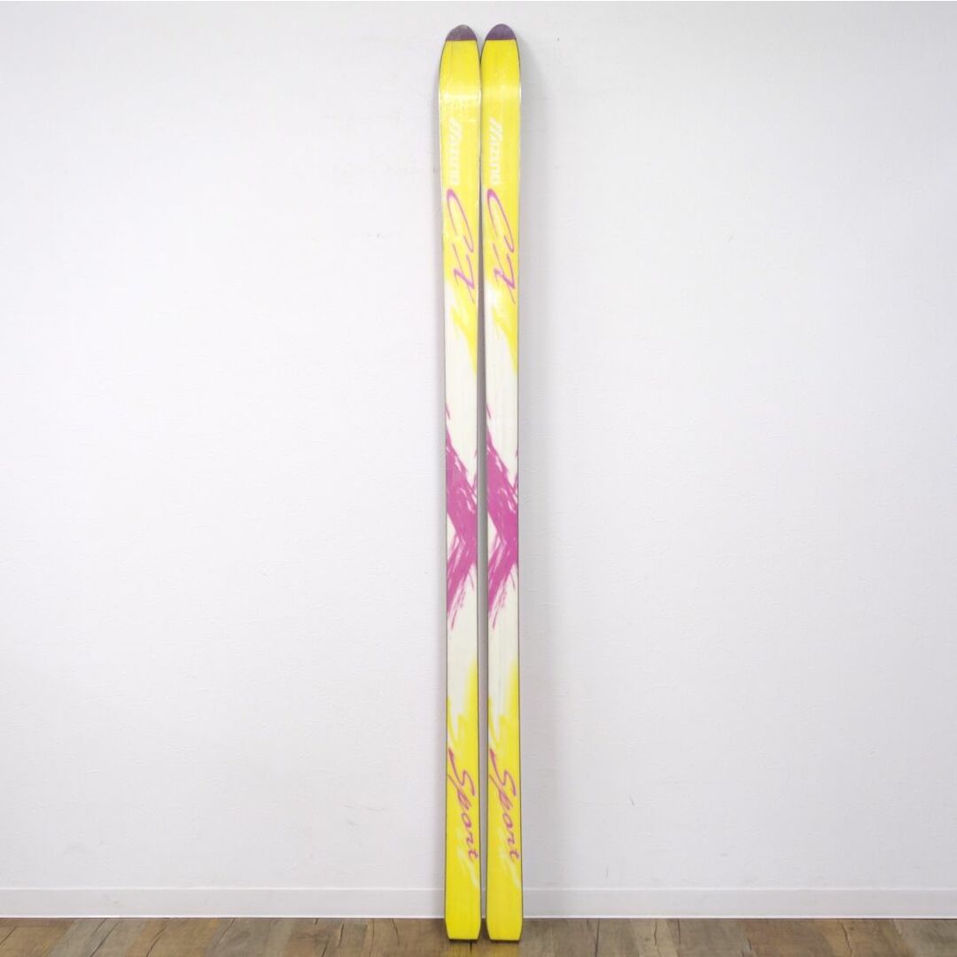 MIZUNO(ミズノ)の未使用 ミズノ Mizuno CX Sport 185cm センター 63ｍｍ ストレート スキー板 アウトドア 重量実測：約1480ｇ(一本あたり) スポーツ/アウトドアのスキー(板)の商品写真