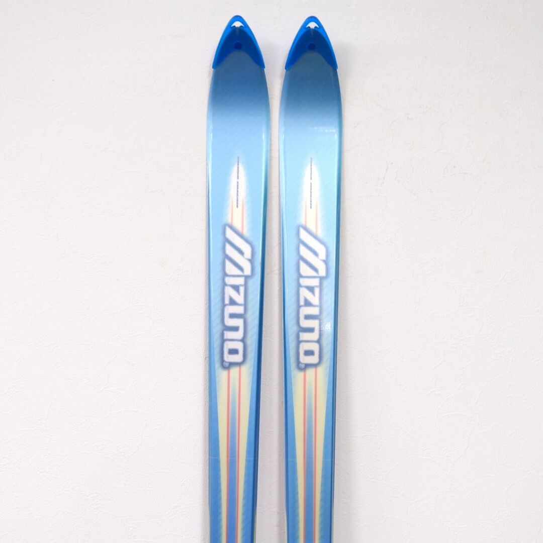 MIZUNO(ミズノ)の未使用 ミズノ Mizuno mode F porition 188cm センター 62ｍｍ カービング スキー板 アウトドア 重量実測：約1530ｇ(一本あたり) スポーツ/アウトドアのスキー(板)の商品写真