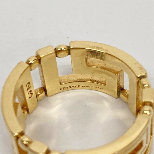 VERSACE(ヴェルサーチ)の★ヴェルサーチ グレカリング 指輪 ゴールド size23 メンズのアクセサリー(リング(指輪))の商品写真