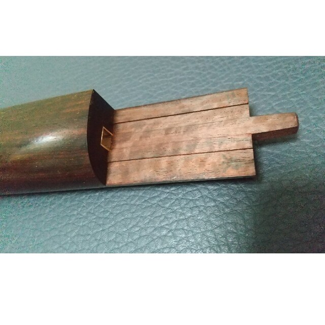津軽三味線  紅木  金ぼそ トチ  綾杉胴  段違二本溝  三味線 現状販売 楽器の和楽器(三味線)の商品写真