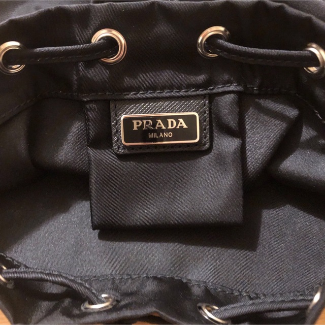 プラダ  PRADA