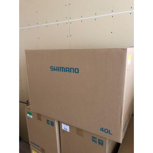 SHIMANO(シマノ)のシマノ アイスボックス ヴァシランド NX-340W ST 40L 02カーキ スポーツ/アウトドアのアウトドア(その他)の商品写真