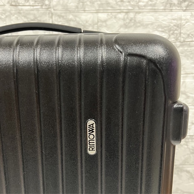 RIMOWA(リモワ)の早い者勝ち　大人気　RIMOWA スーツケース　サルサ　機内持込み　35L 2輪 メンズのバッグ(トラベルバッグ/スーツケース)の商品写真