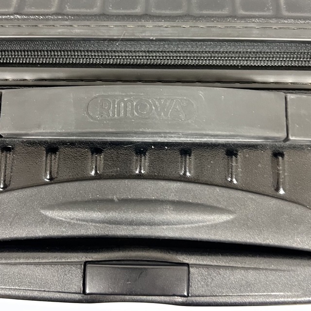 RIMOWA(リモワ)の早い者勝ち　大人気　RIMOWA スーツケース　サルサ　機内持込み　35L 2輪 メンズのバッグ(トラベルバッグ/スーツケース)の商品写真