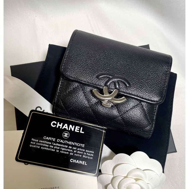 CHANEL 極美品✨29番台　ハーフココ　三つ折り財布　財布