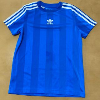 アディダス(adidas)のadidas Tシャツ(Tシャツ/カットソー)