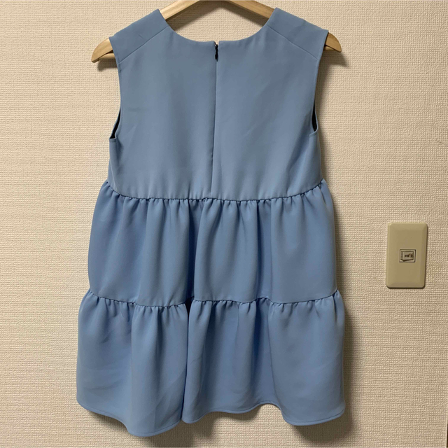 YOKO CHANの、ノースリーブフリルトップス清楚、綺麗め系-